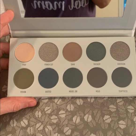 Morphe x Jaclyn hill Vault! - Picture 4 of 8